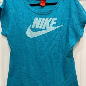 Nike T-shirt 💎